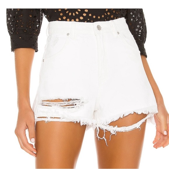 ROLLA'S Pants - Rolla’s Duster Demin Shorts in Layla White Size 24